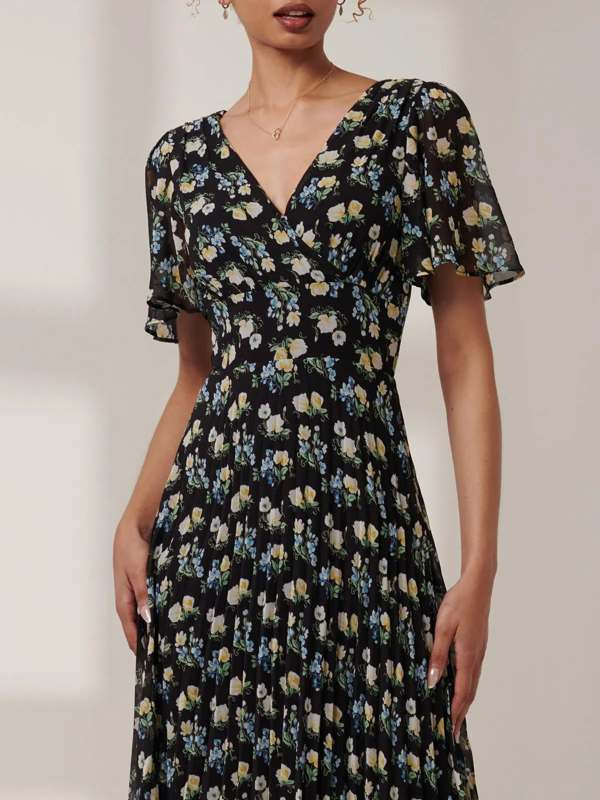 Meagan V-Neck Chiffon Maxi Dress, Black Floral